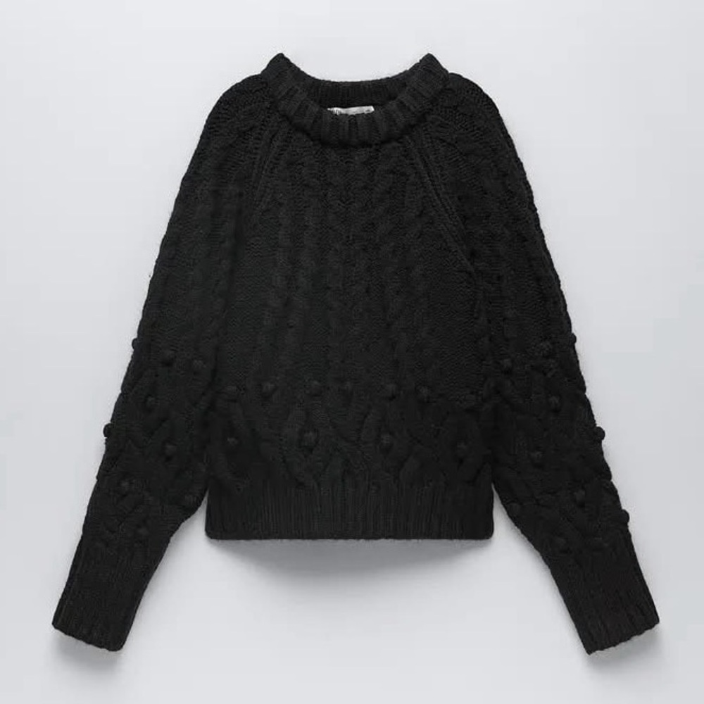 Zara Chunky Black Cable Knit Pom Short Sweater Capsule Cabincore Minimalist Sz L